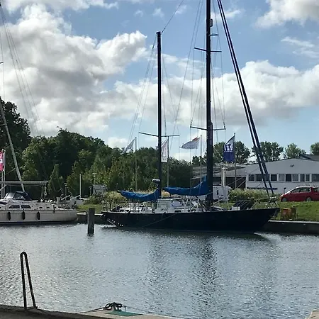 Sy Cape Horn Botel
