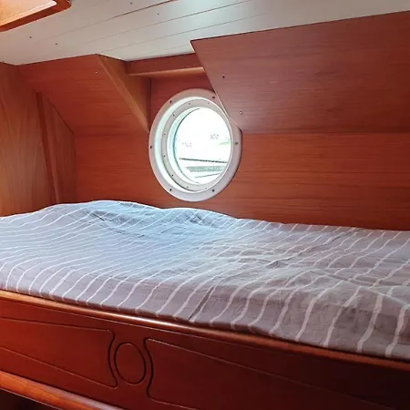 Sy Cape Horn Botel *